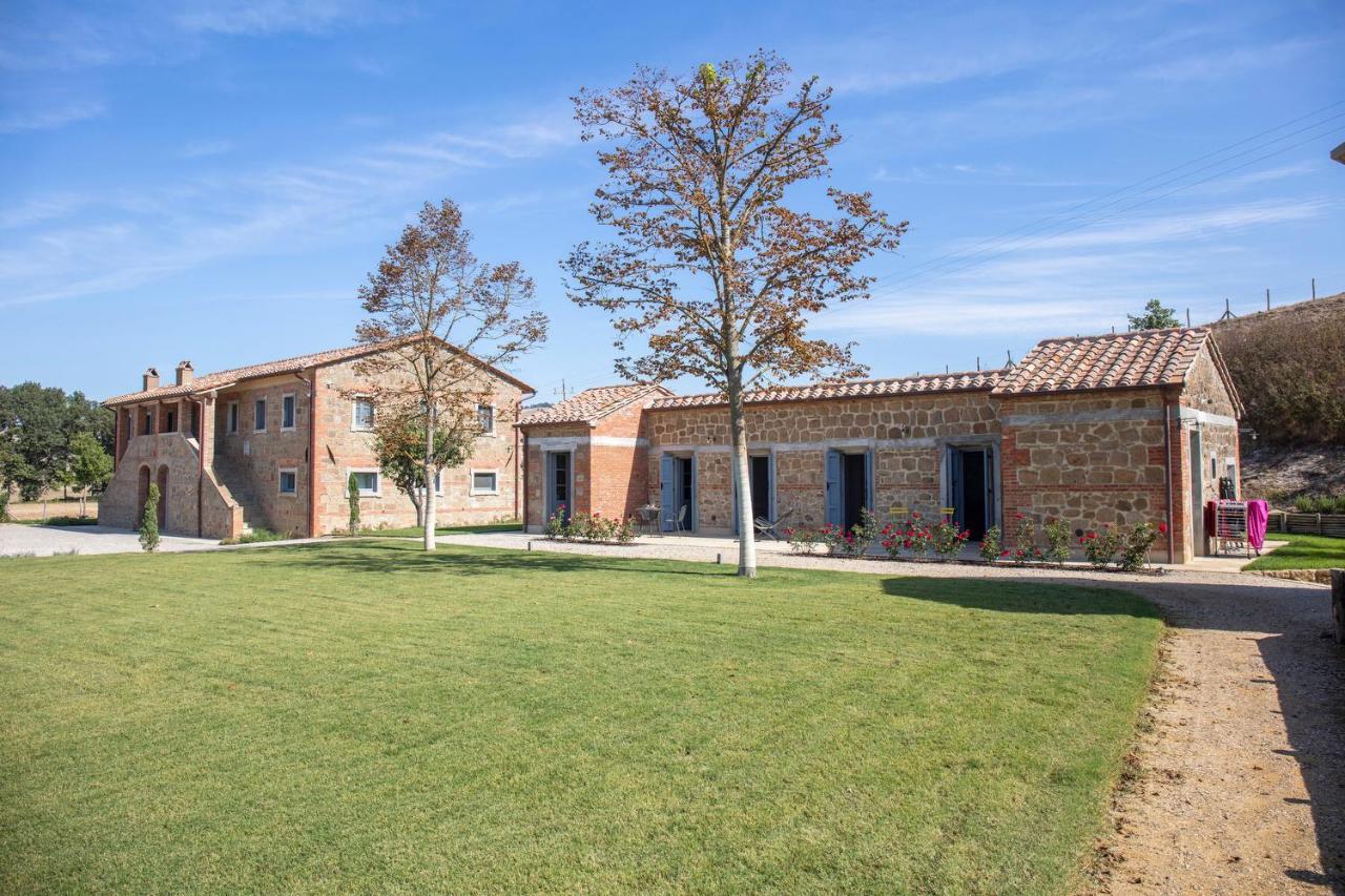 Podere Gonzaga ปีเอนซา ภายนอก รูปภาพ