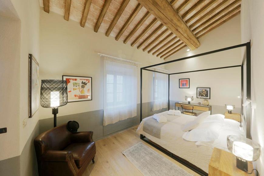Podere Gonzaga ปีเอนซา ภายนอก รูปภาพ